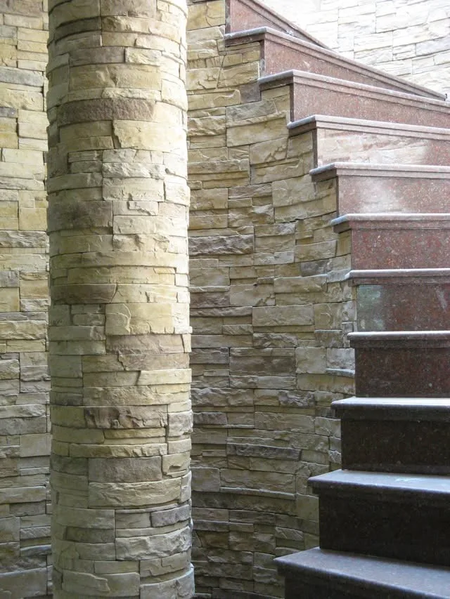 Murrieta: Bear Creek Fireplace